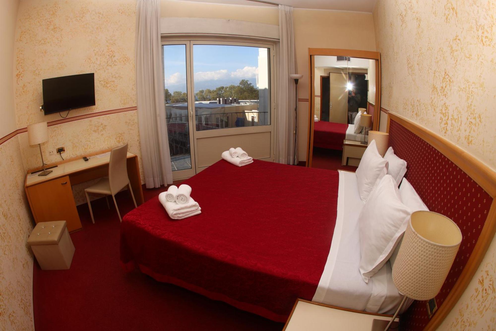 Hotel Palace Masoanri'S Reggio di Calabria Exteriör bild
